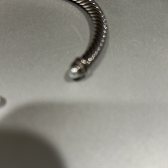 David Yuan Pearl pave’ diamonds cuff - Picture 4 of 5